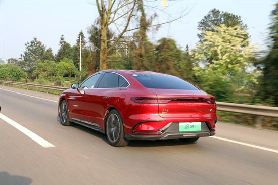 汉DM-i试驾 实测亏电综合油耗仅3.7L