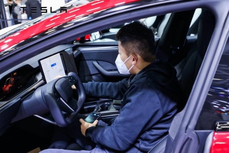 2023汽车科技新趋势——异形方向盘