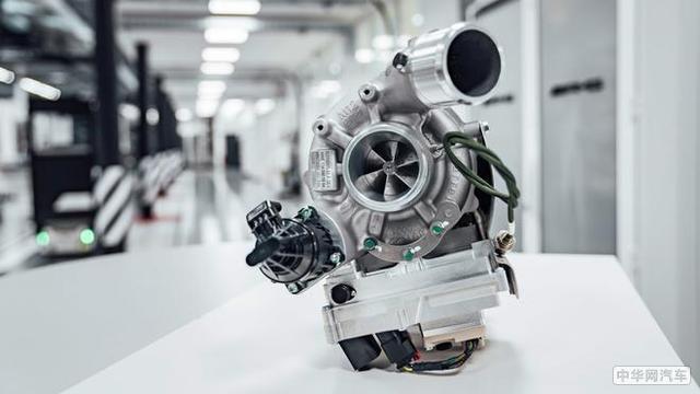 更高性能/效率 奔驰AMG新车将配电动涡轮增压器