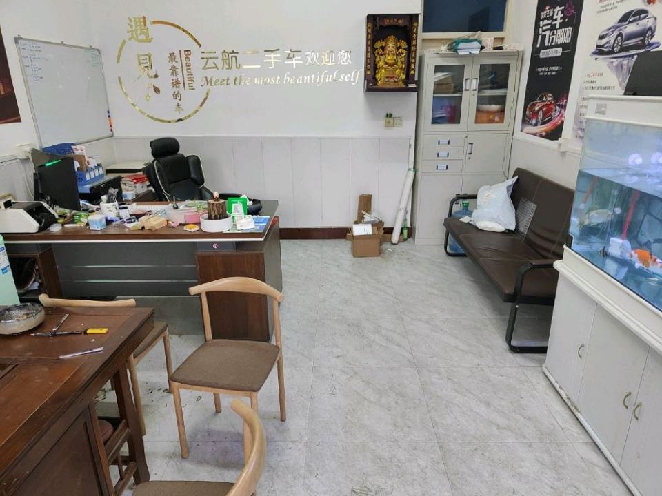 云航二手车云航汽车租赁服务部