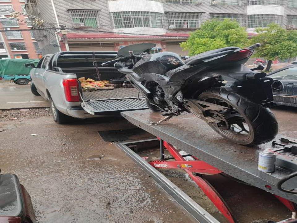 小李二手机车