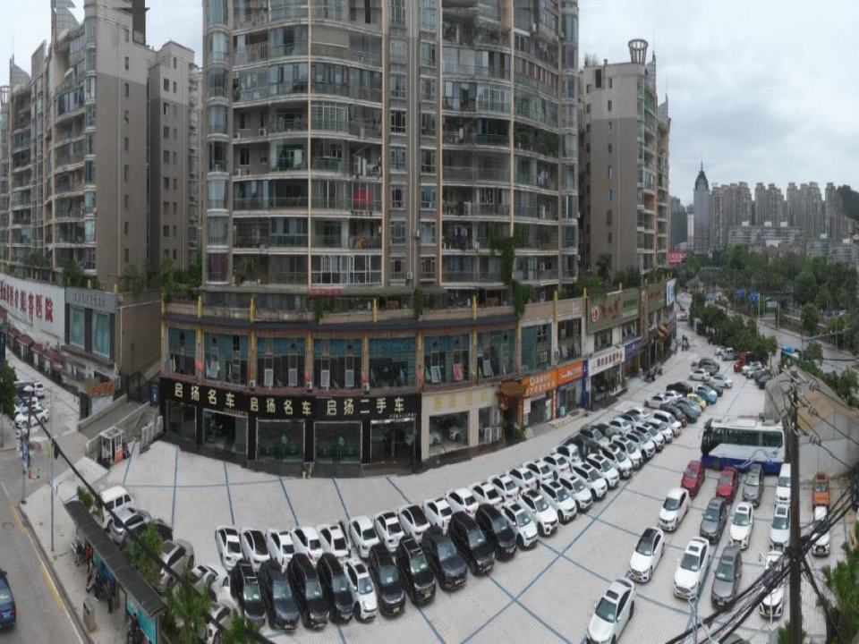 启扬二手车