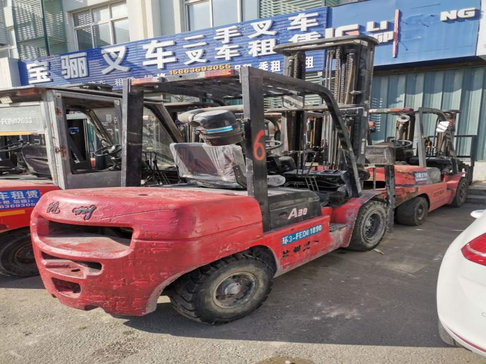 宝骊叉车(潍州南路店)