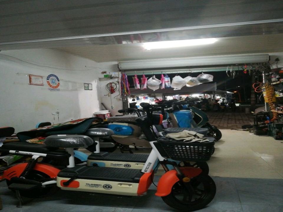 诚信车行(倪家堰路店)