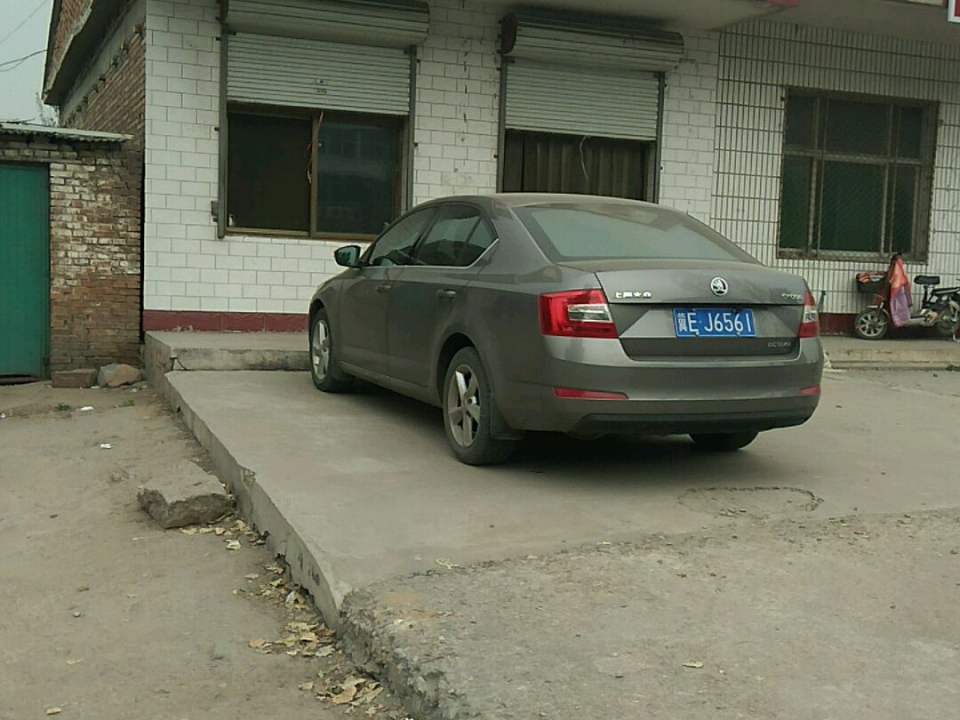 鑫源二手车(S322)