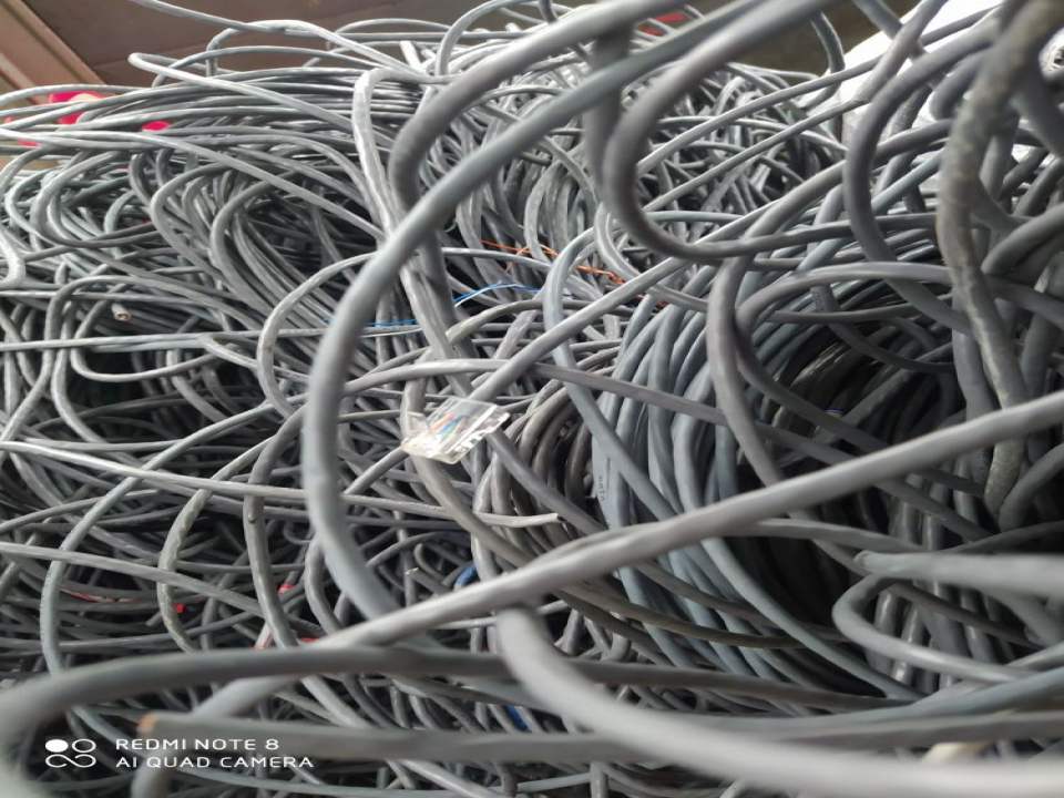 华辉报废品站