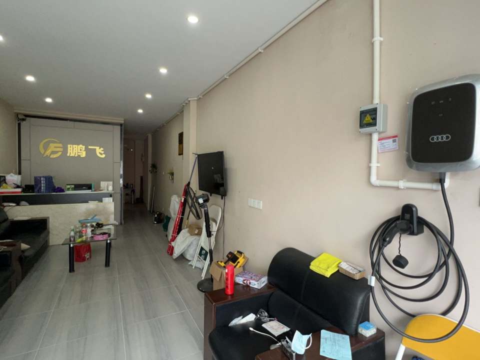 鹏旺飞二手车(陆杨店)