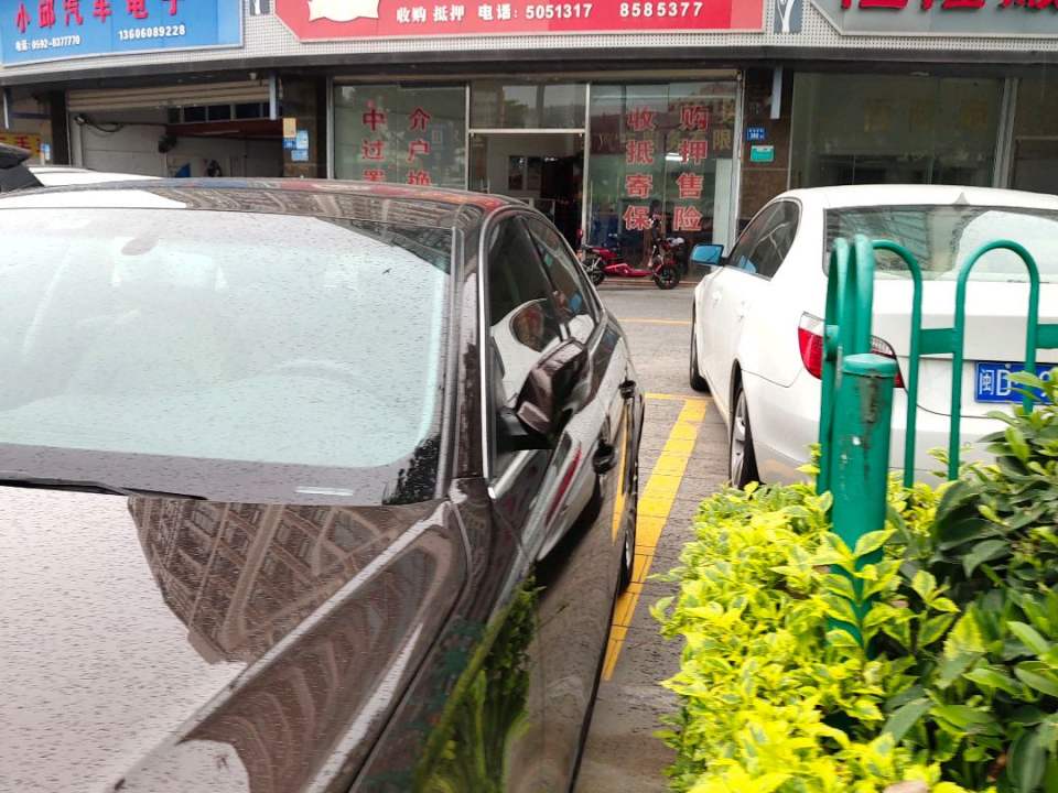 志发达二手车