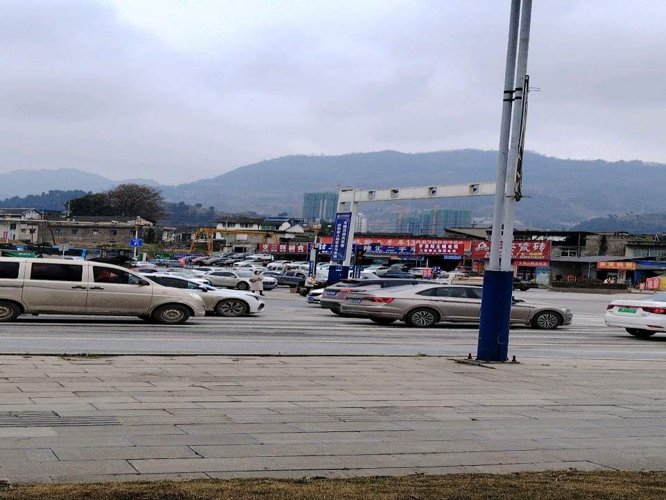 隆汇二手车