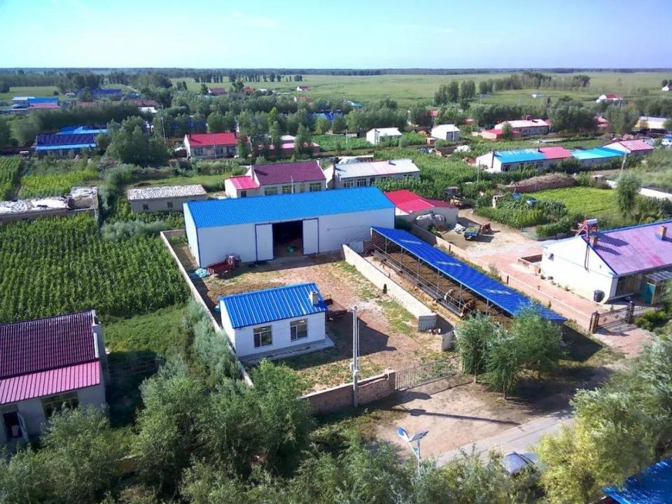 内蒙古自治区通辽市科尔沁左翼中旗保康镇新立窑村