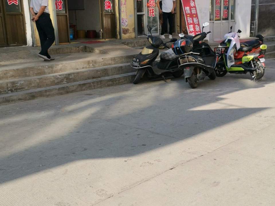 天诚二手车(西大街)