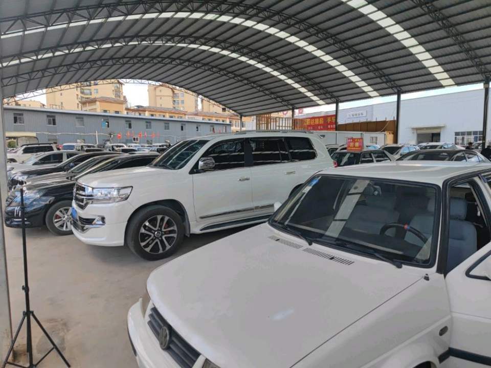 丽江和益成二手车有限公司