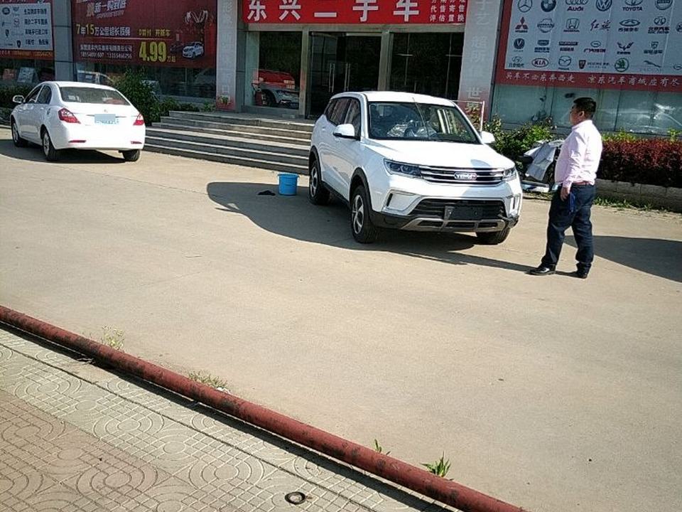 东兴二手车