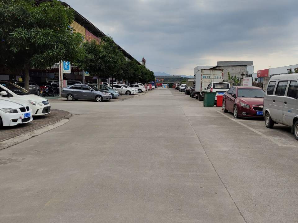 百宏二手车市场远航二手车