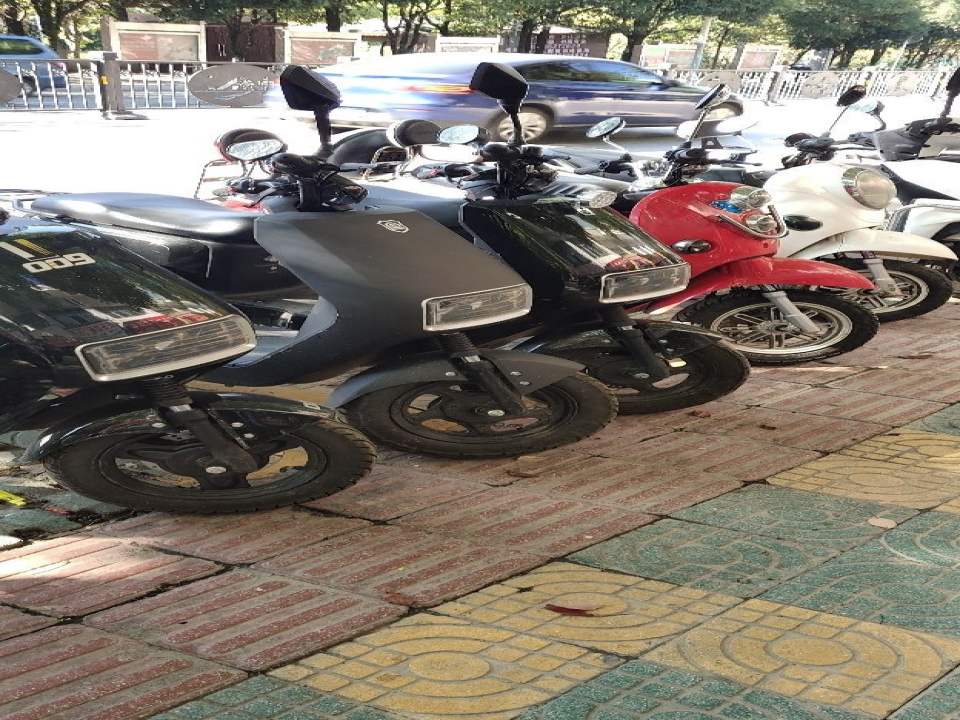 东山二手电瓶车