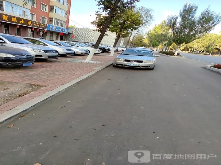 小胖二手车行