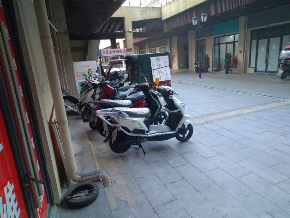 出租电瓶车维修回收旧电瓶车