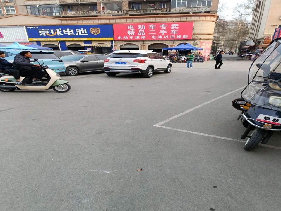 电动车专卖精品二手车
