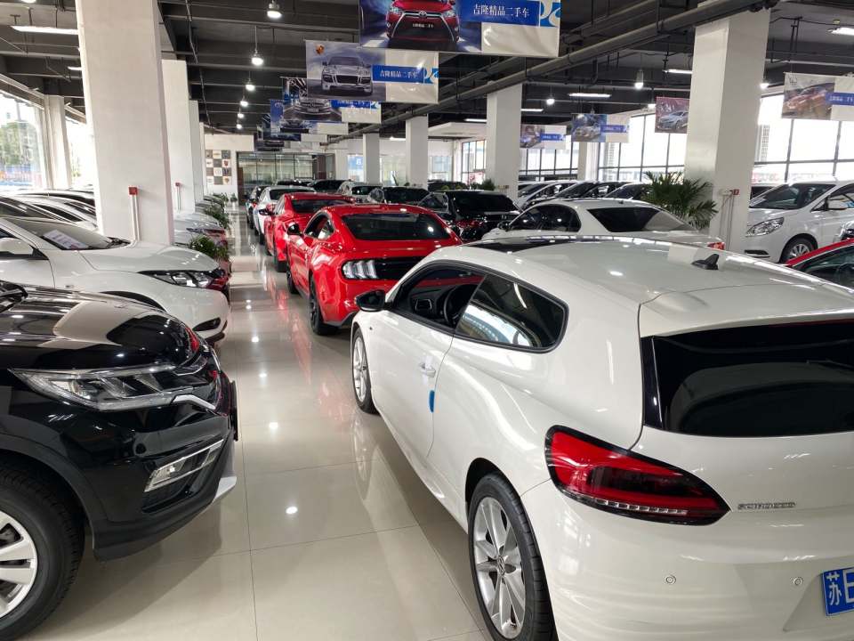 吉隆精品二手车