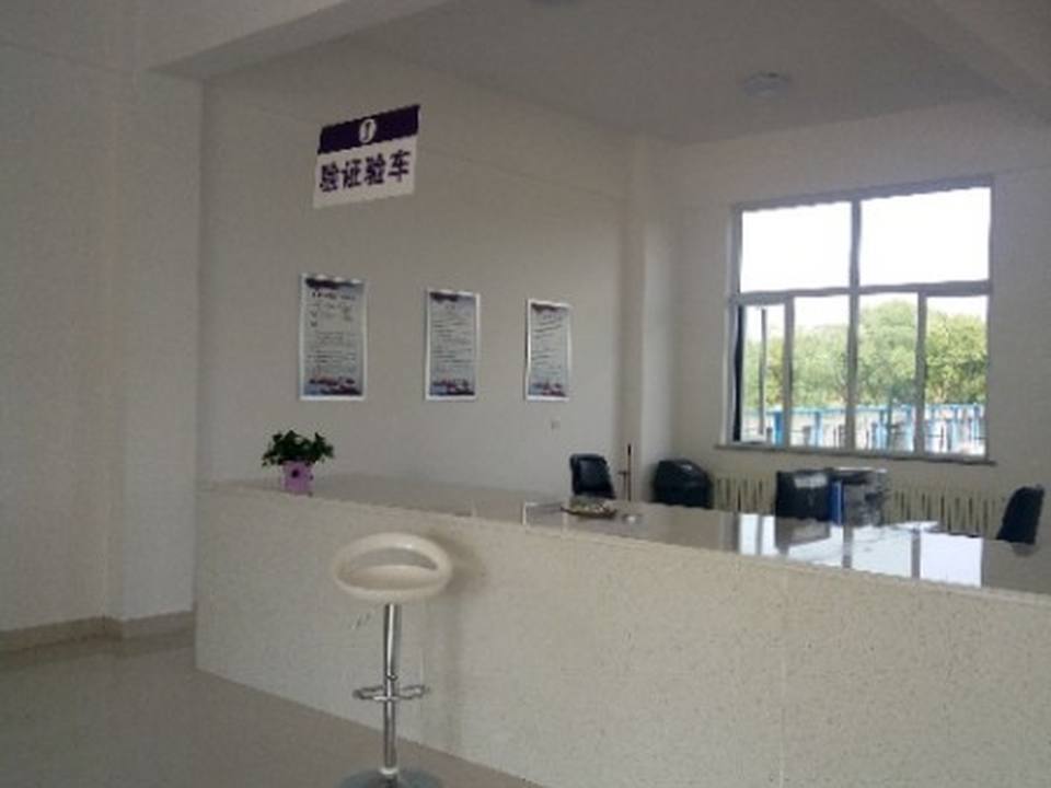 国宏二手车交易过户市场