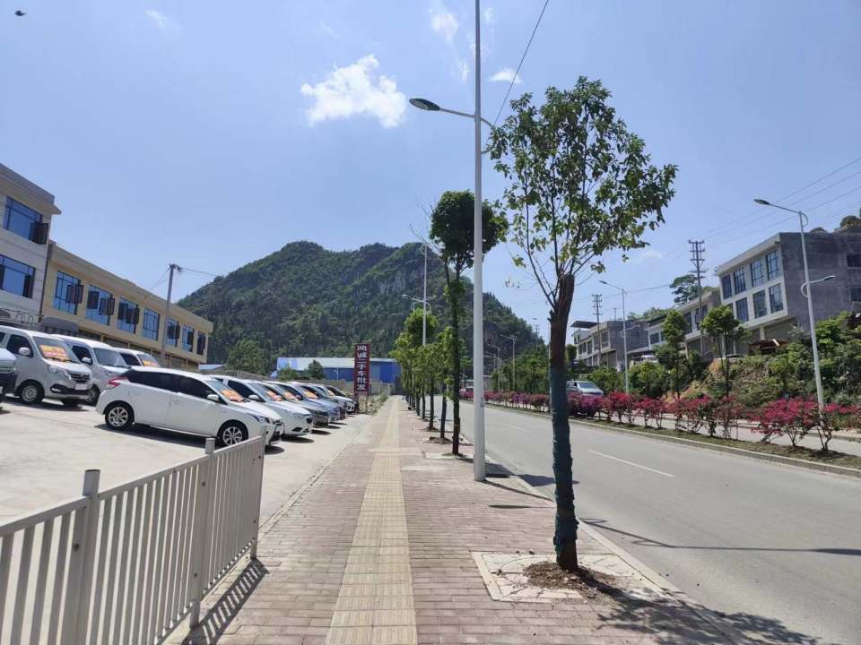 鸿诚二手车批发