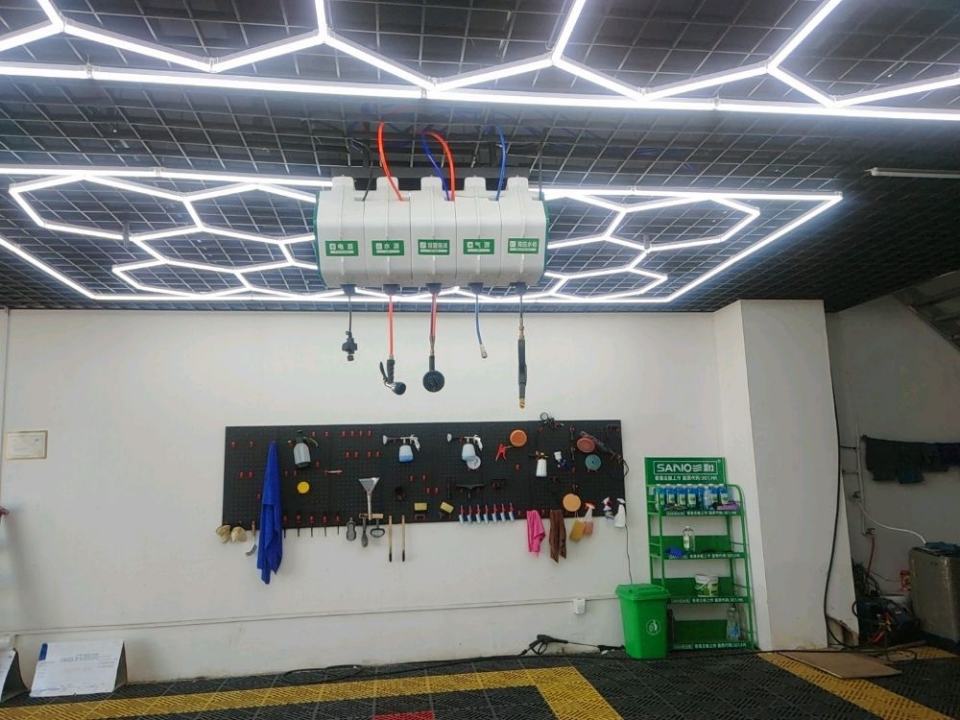 国傲二手车
