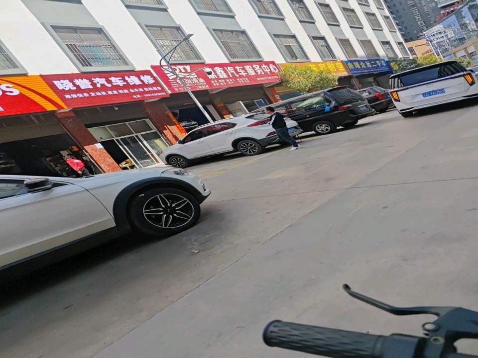 曲靖众远二手车