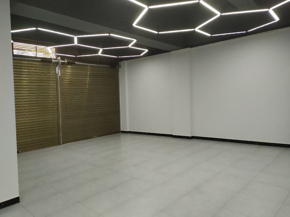 衡东县佰嘉二手车行