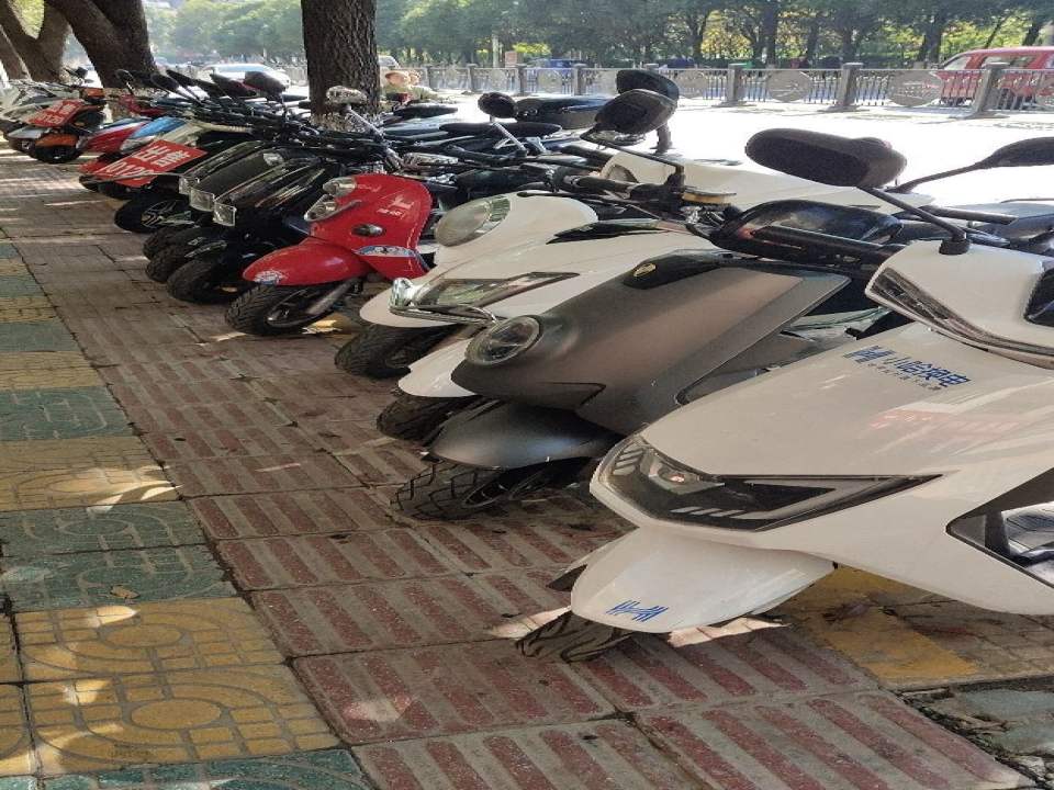 东山二手电瓶车