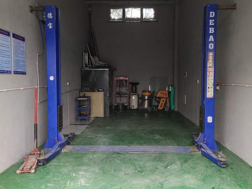 鑫江毅汽贸二手车