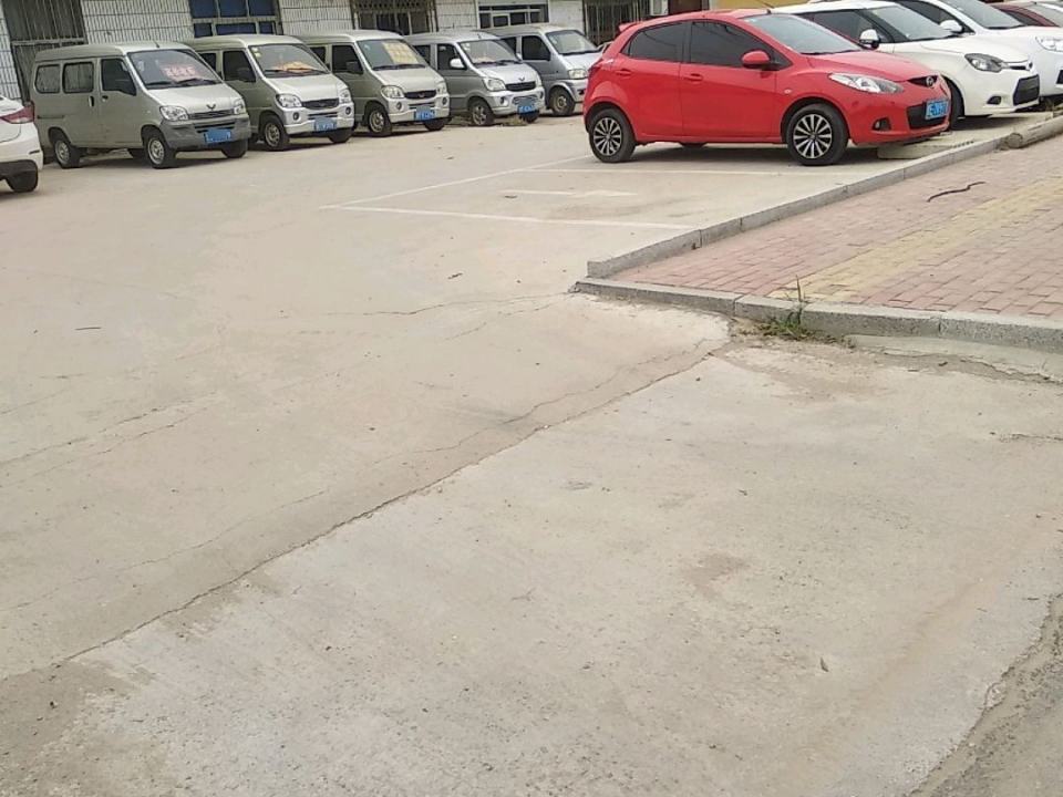 兄弟精品二手车(海丰五路)